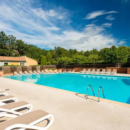 Provencal-style Maisonette With Communal Pool * Gaujac (Gard)